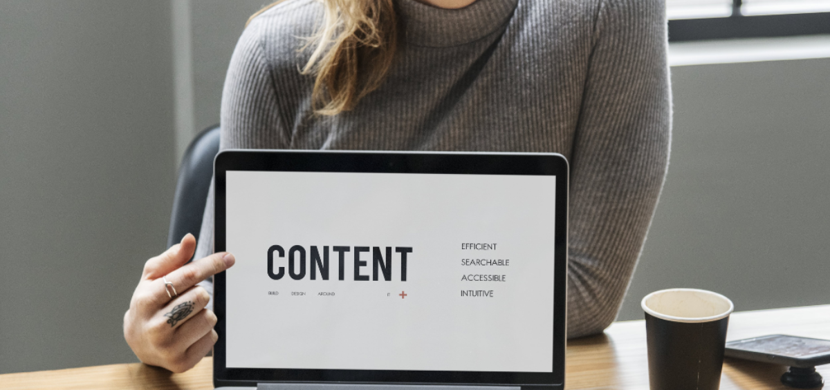 Outsourcing Vs. In-House Content